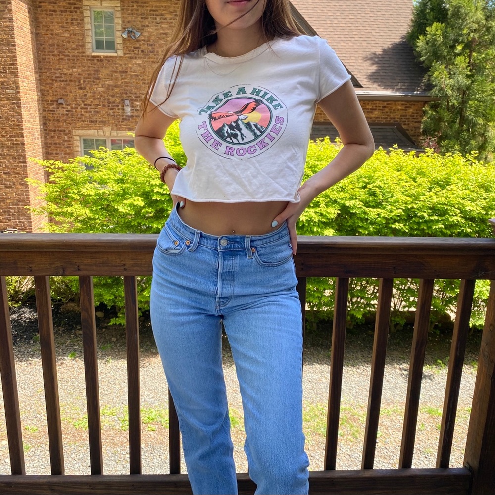 PacSun groovy crop top